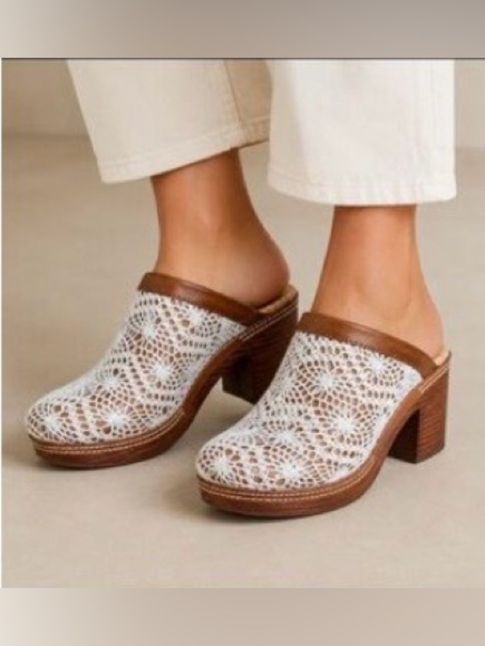 Korks Nora Clog Crochet Pattern Mules Womens White Crochet Brown Floral